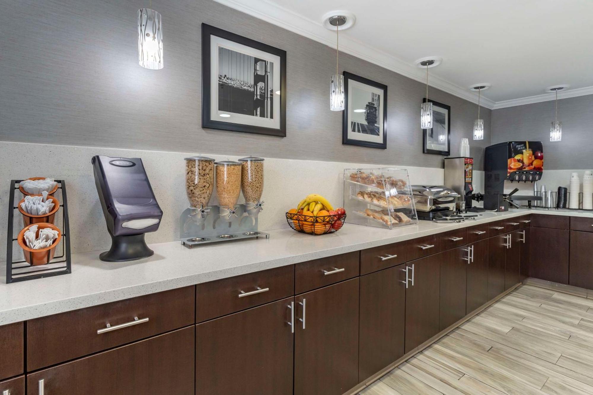 Best Western Plus Vineyard Inn Livermore Esterno foto